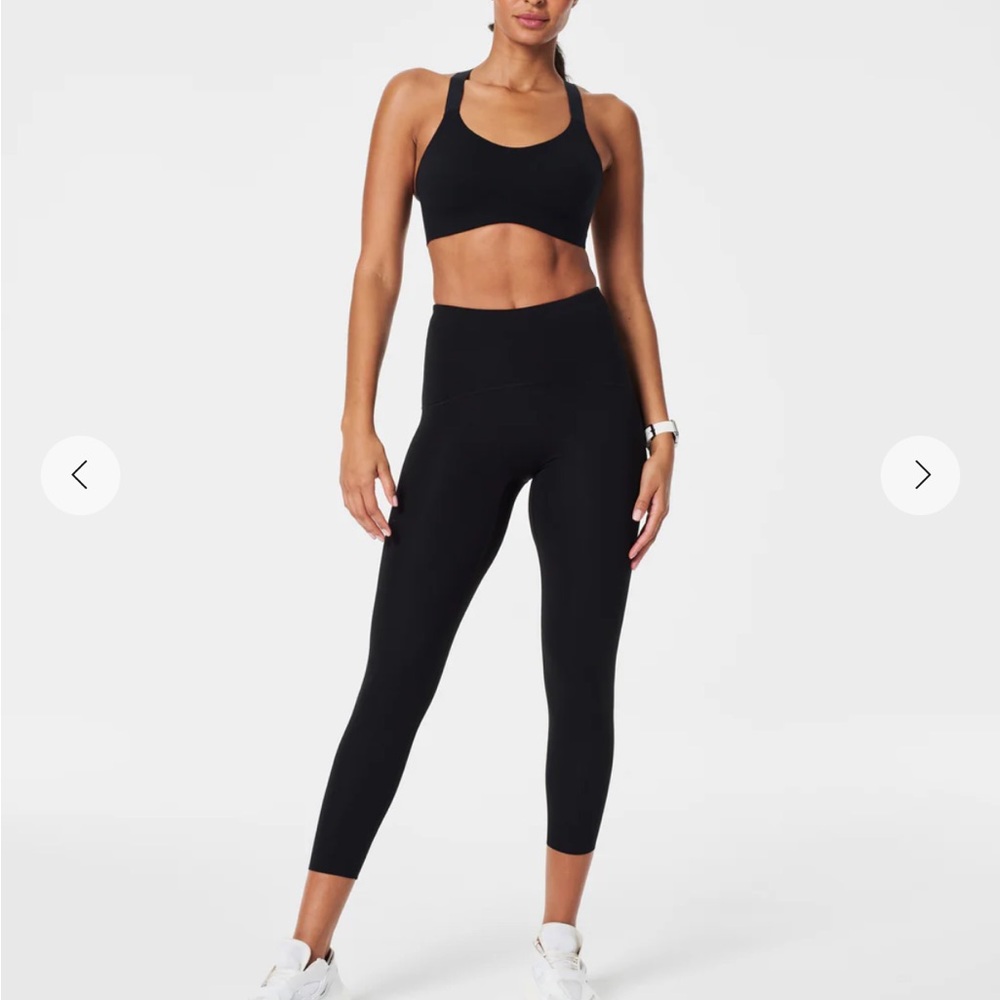 SPANX Black High-Waisted 7/8 Leggings Size L NWT.